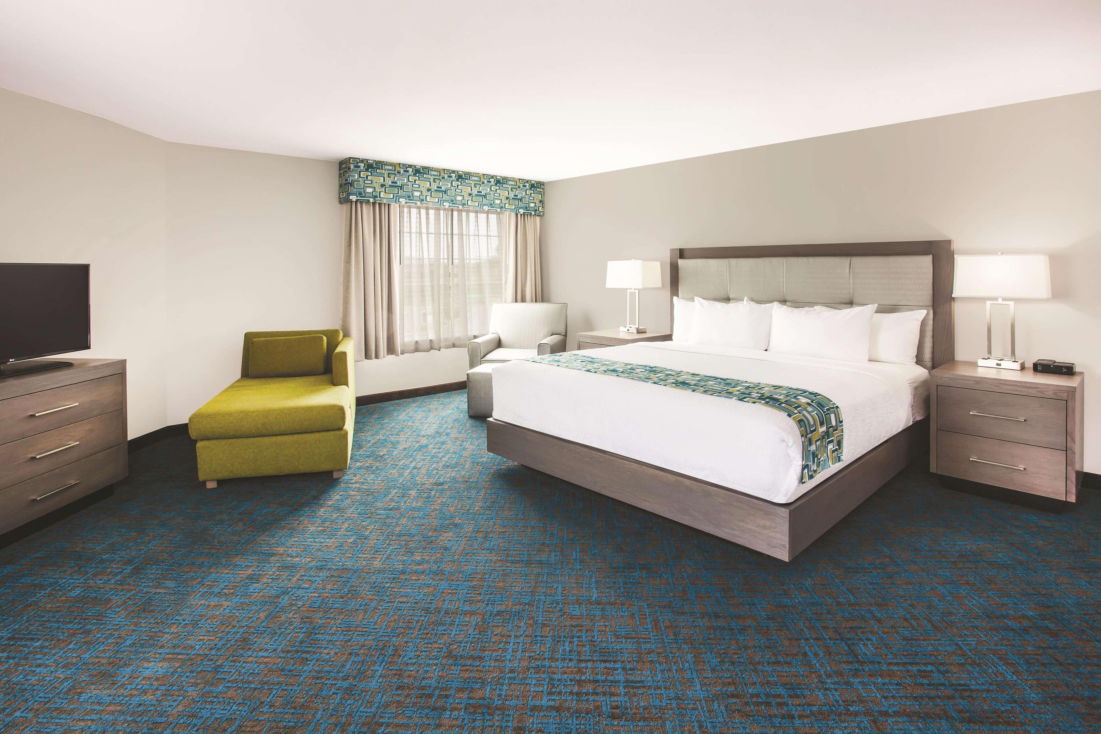 La Quinta By Wyndham St. Paul-Woodbury Hotel Ngoại thất bức ảnh