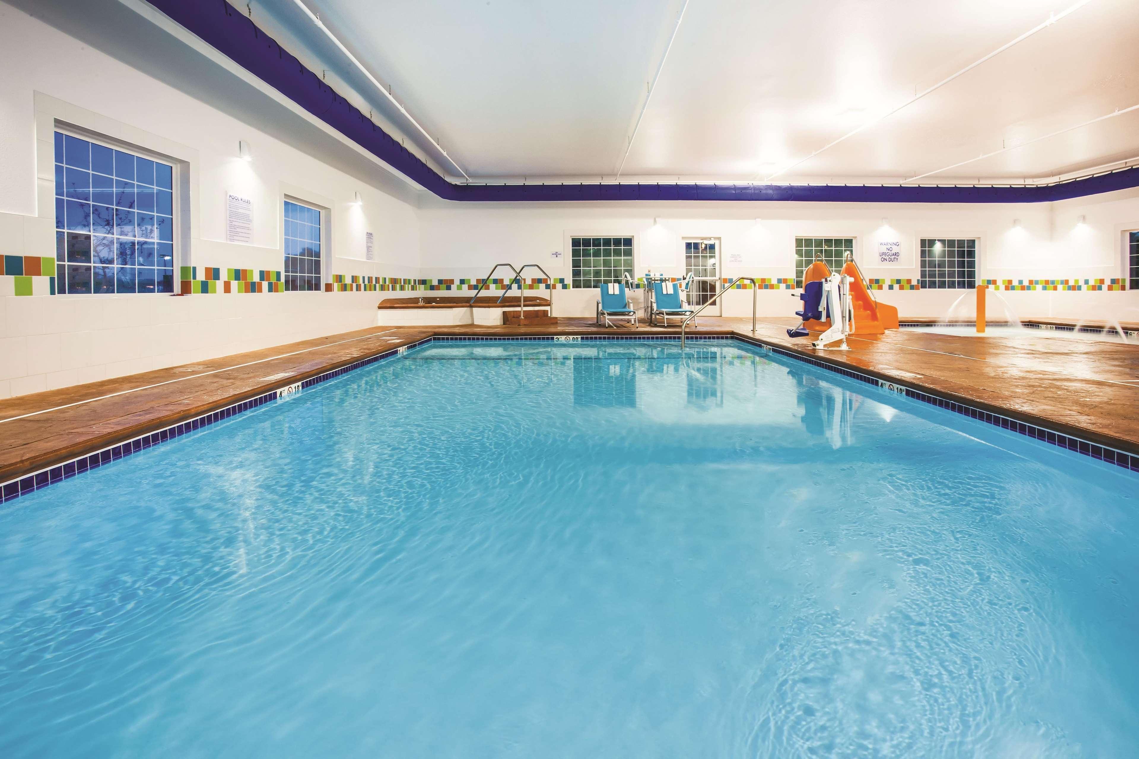 La Quinta By Wyndham St. Paul-Woodbury Hotel Ngoại thất bức ảnh