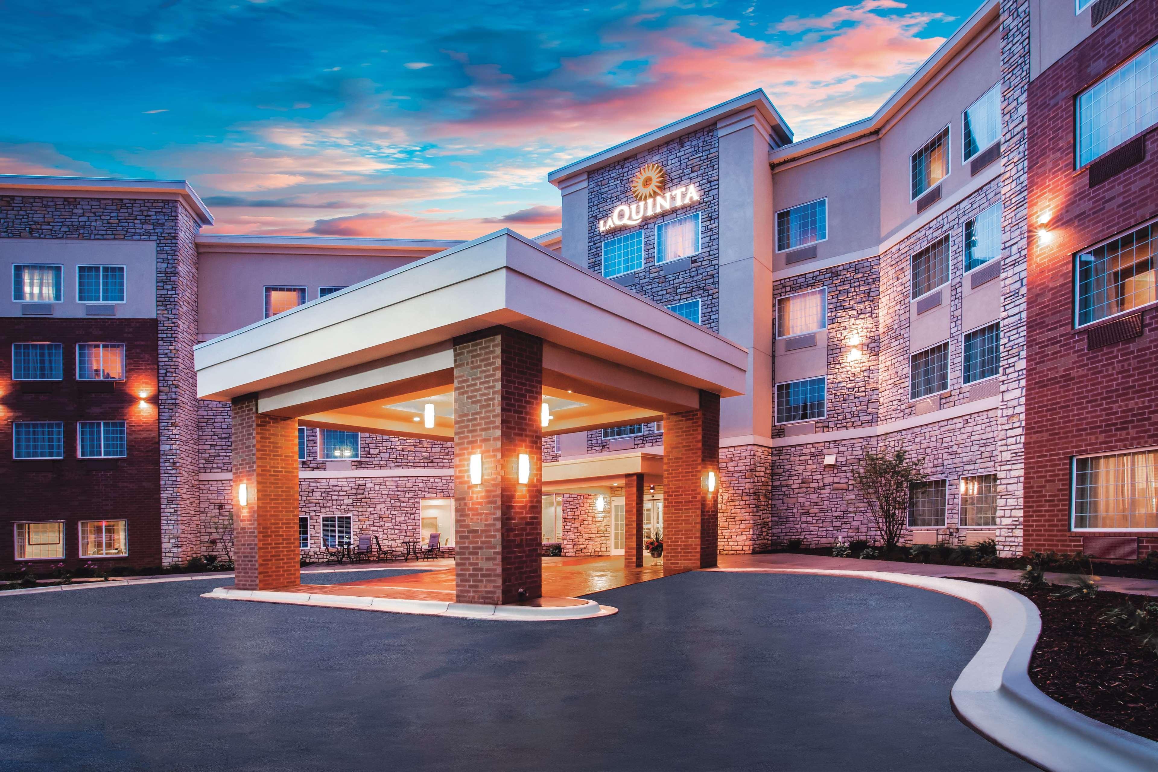 La Quinta By Wyndham St. Paul-Woodbury Hotel Ngoại thất bức ảnh
