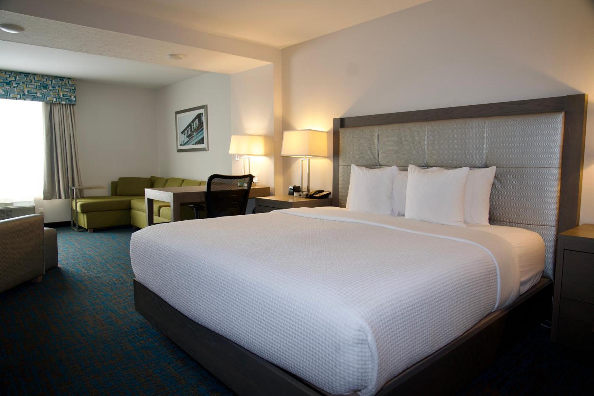 La Quinta By Wyndham St. Paul-Woodbury Hotel Ngoại thất bức ảnh