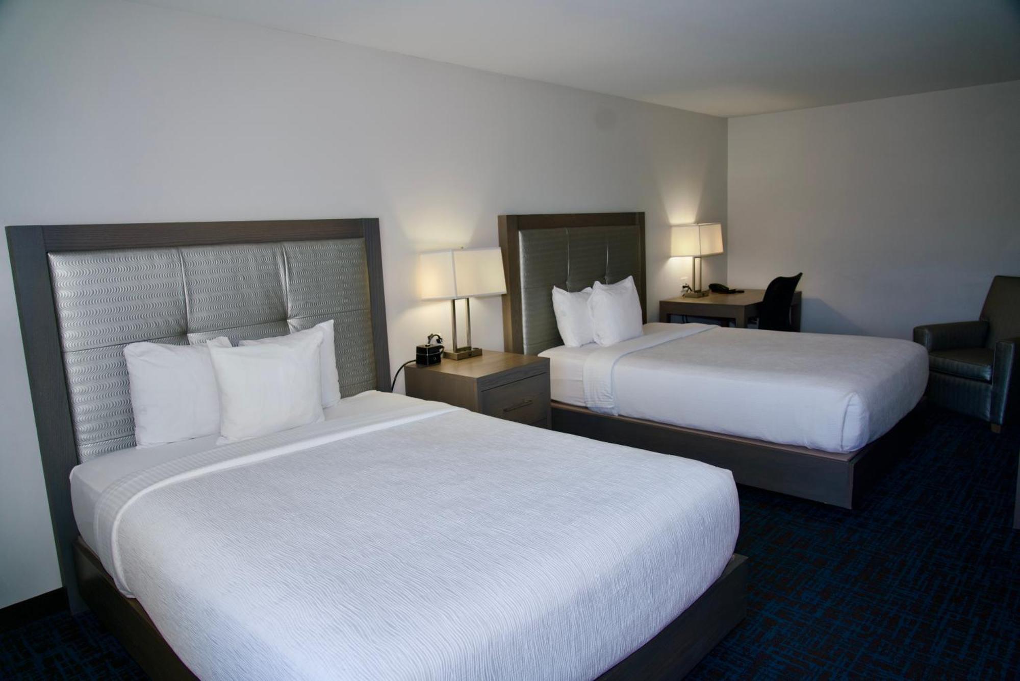 La Quinta By Wyndham St. Paul-Woodbury Hotel Ngoại thất bức ảnh