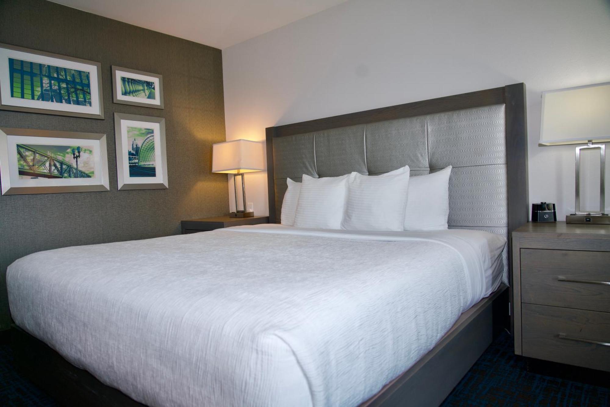 La Quinta By Wyndham St. Paul-Woodbury Hotel Ngoại thất bức ảnh