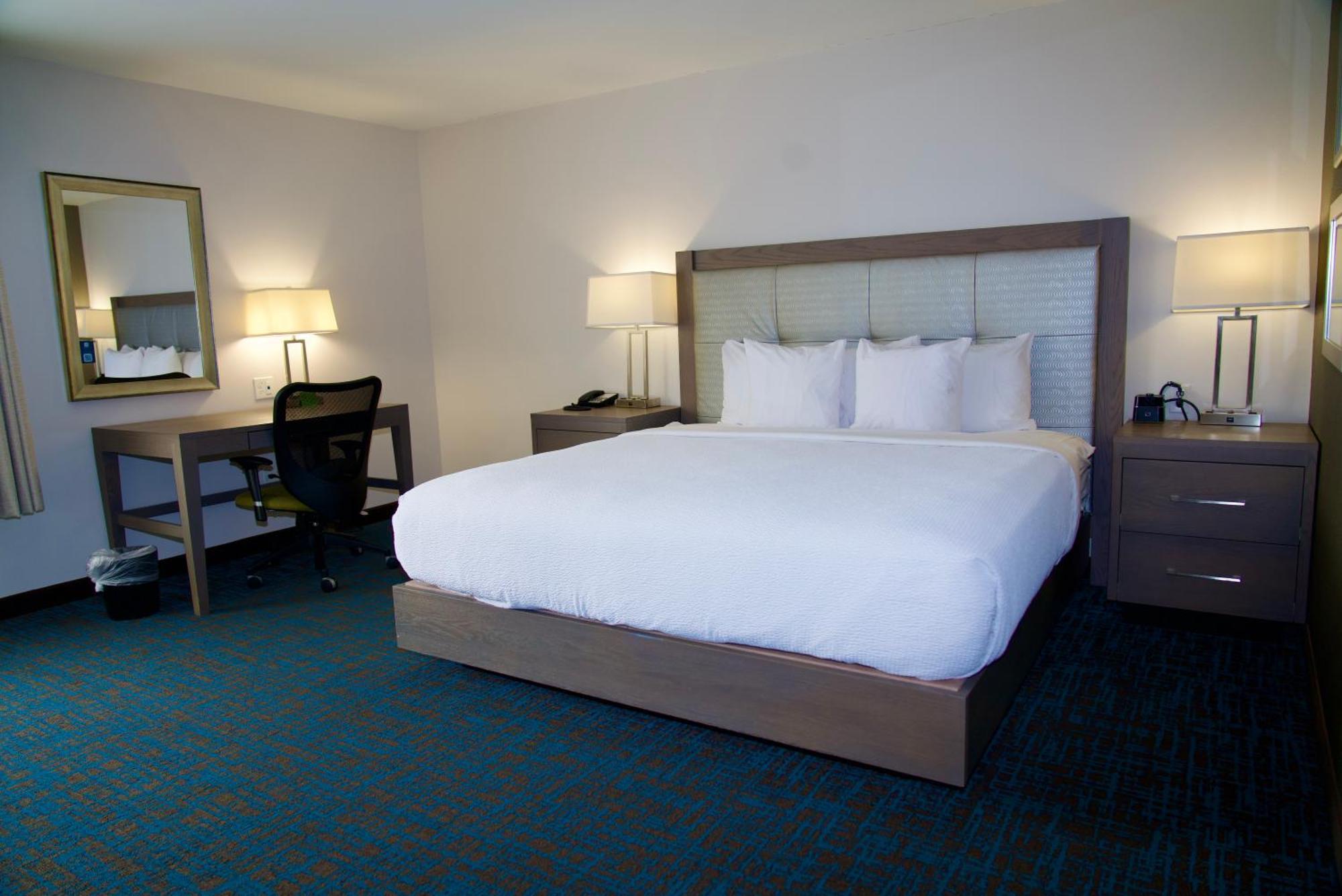 La Quinta By Wyndham St. Paul-Woodbury Hotel Ngoại thất bức ảnh