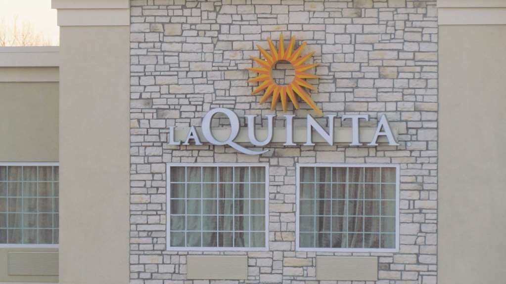 La Quinta By Wyndham St. Paul-Woodbury Hotel Ngoại thất bức ảnh