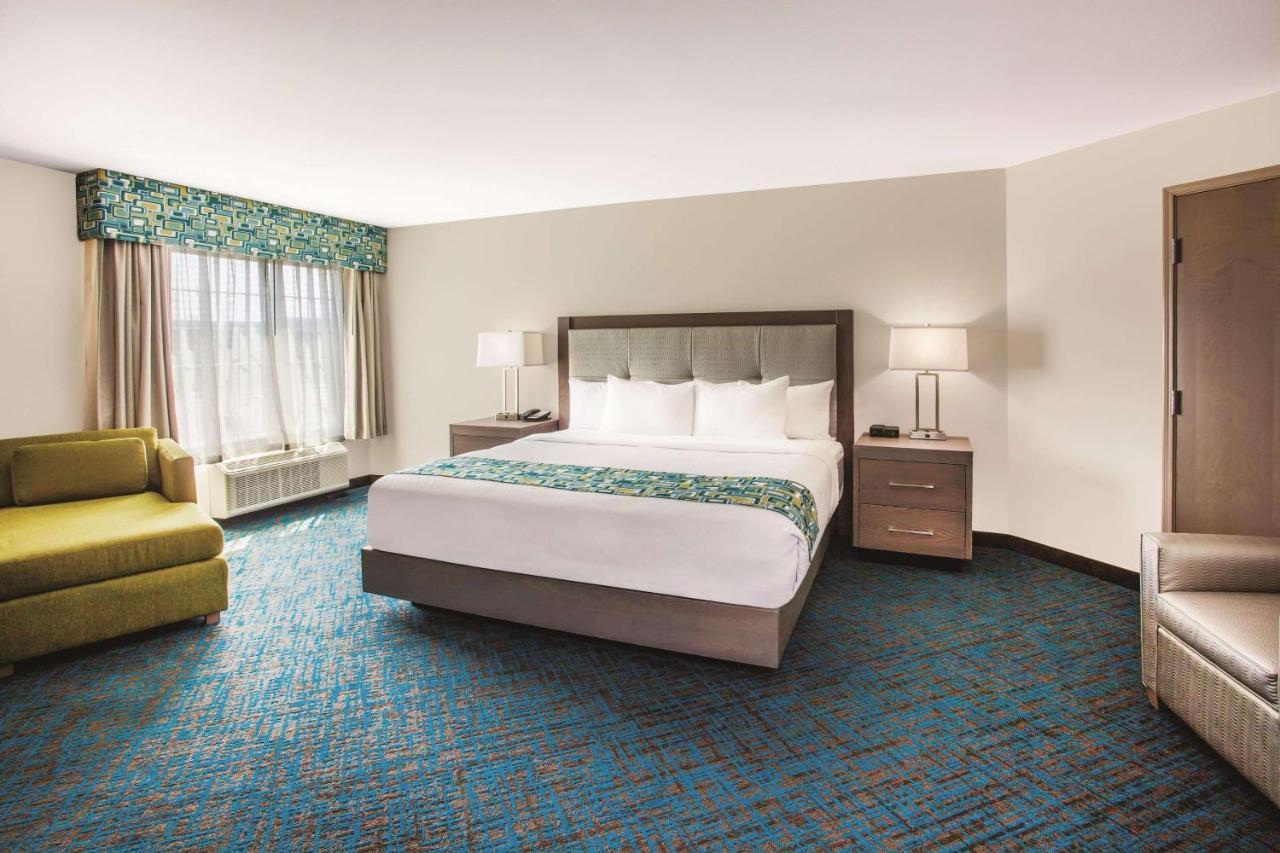 La Quinta By Wyndham St. Paul-Woodbury Hotel Ngoại thất bức ảnh